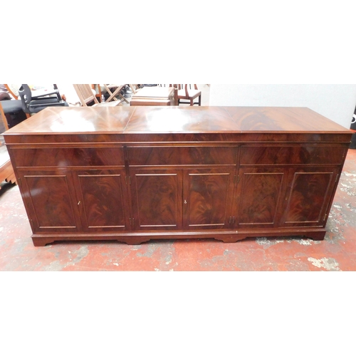 Lot 175       
