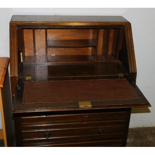 246 - Vintage oak writing bureau