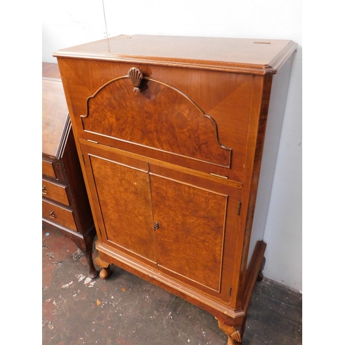 257 - Walnut veneered drinks cabinet