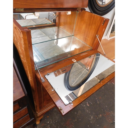 257 - Walnut veneered drinks cabinet