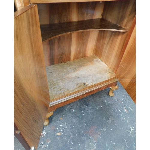 257 - Walnut veneered drinks cabinet