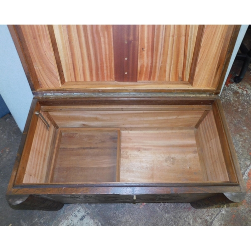 277 - Oriental coffer/blanket box
