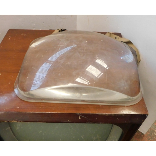 289 - Vintage 1960s TV and magnifying screen - unchecked