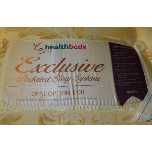 300 - Double bed - with two individual/split mattresses