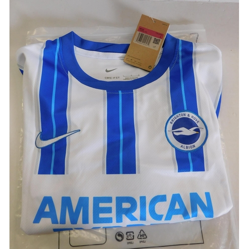 82 - New Nike Brighton & Hove Albion football shirt - Size L