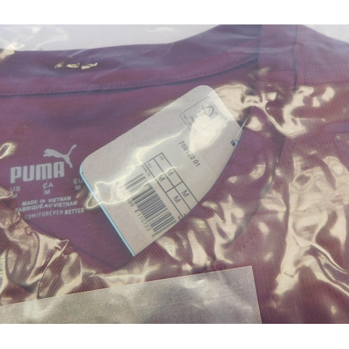90 - Puma Manchester City football shirt - size M