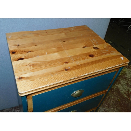 194A - Five drawer painted set of pine drawers