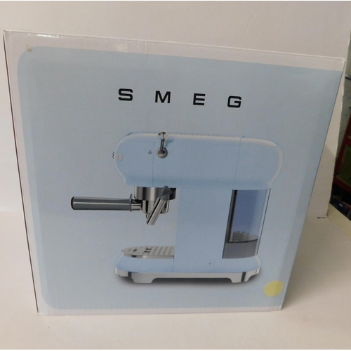 277A - SMEG coffee machine - boxed/new in cream - RRP £325