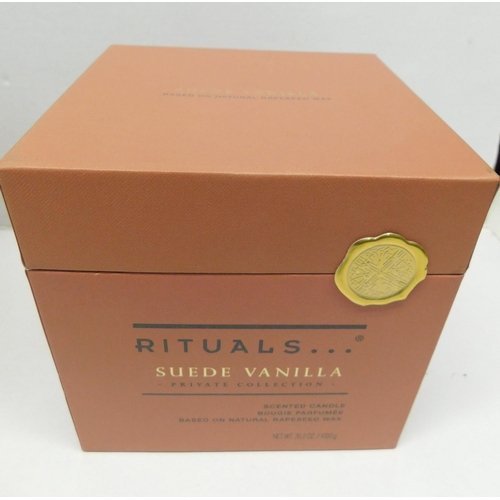 282A - Suede Vanilla Rituals scented candle