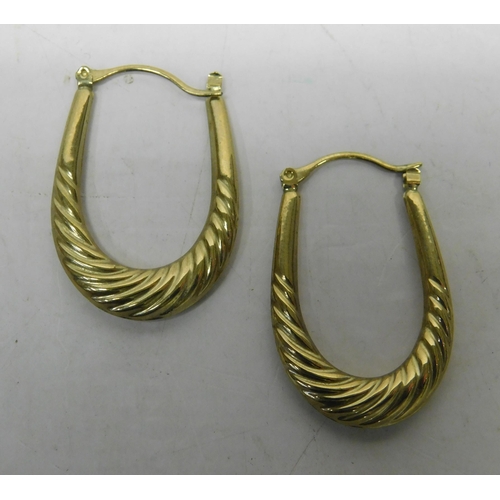 497 - 9ct Gold large creole earrings - weight 1.87g