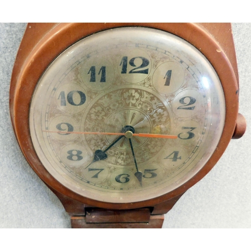 263 - Large wooden watch style wallclock - unchecked