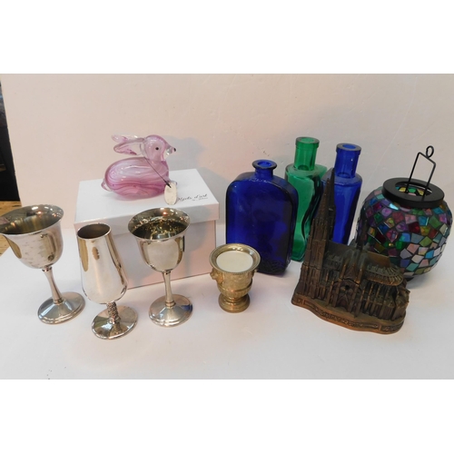 134 - Mixed collectible items inc