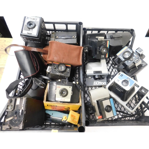 254 - Two trays of cameras - incl. Kodak, Coronet-Conway and Polaroid