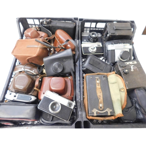 38 - Two trays of cameras - incl. Kodak, Contina etc.