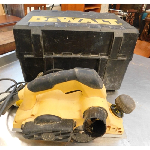 13 - 110v DeWalt electric planer with box - w/o