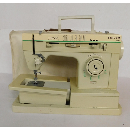 121 - Singer 9612 sewing machine - unchecked