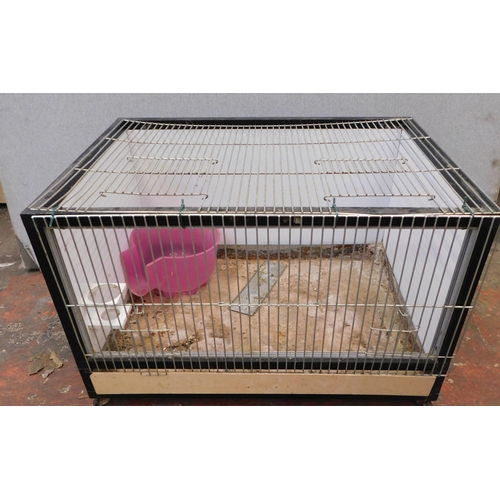 76 - Large metal animal cage - approx. 32