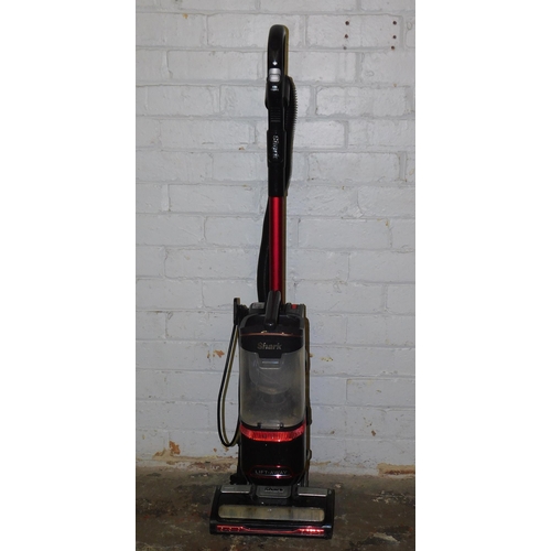 45 - Shark lift-away vacuum W/O