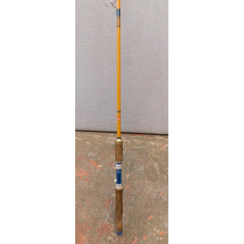 106 - Vintage fishing rod