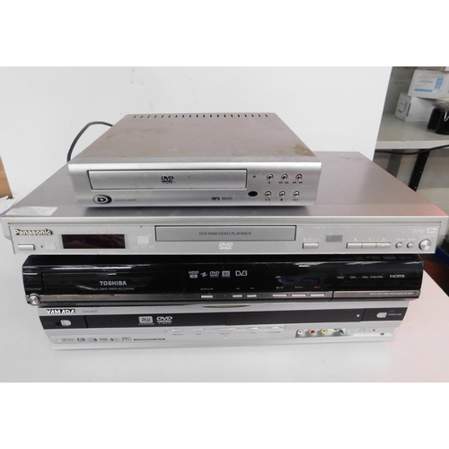 142 - 4x DVD players/recorders - incl. Panasonic DVD-524 and Toshiba RD-88DT - all unchecked