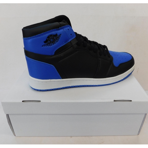 170 - High-tops trainers - UK size 10