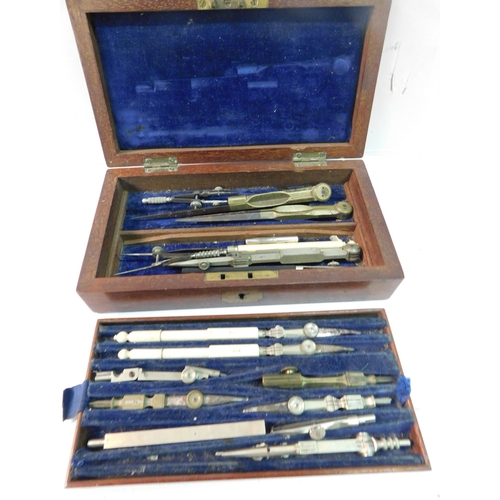 318 - Vintage geometry set