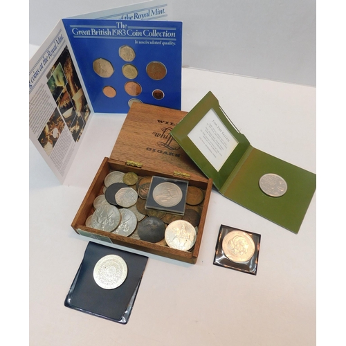 429 - Mixed coins - incl. Commemorative examples