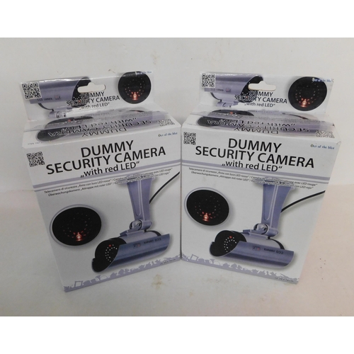 81 - 2x new in boxes dummy security cameras with red LED - unchecked