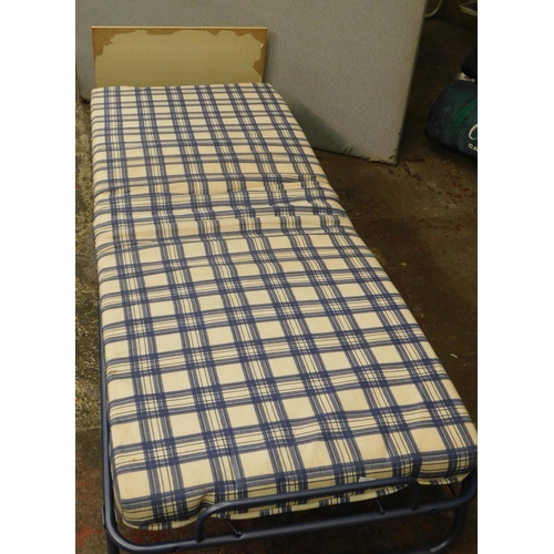 299 - Z-Bed in good clean condition