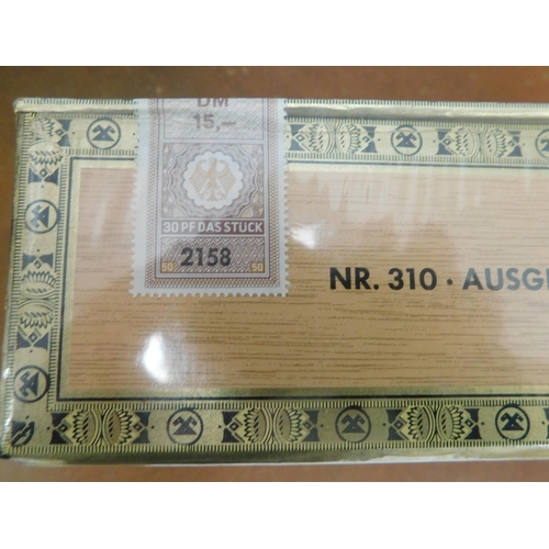 313 - Sealed box of 'Handelsgold' NR.310 cigars