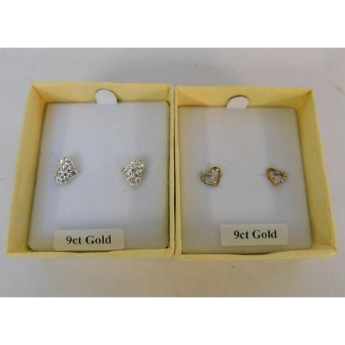 598 - Two pairs of gold heart stud earrings