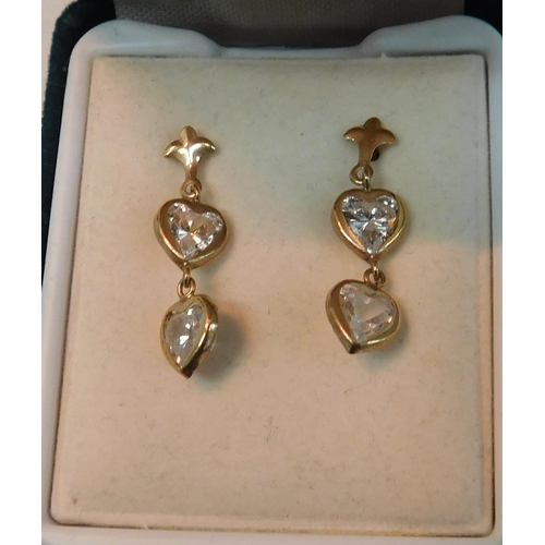 529 - 9ct Gold heart drop earrings