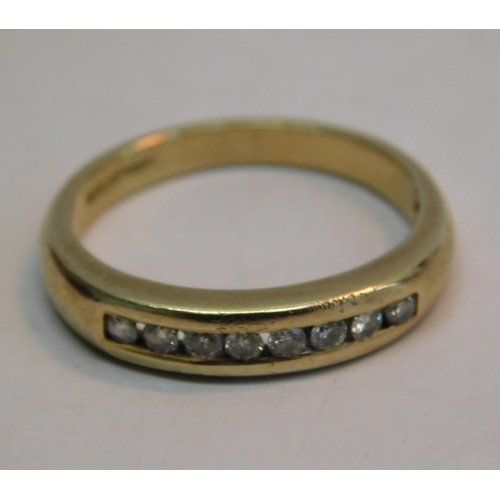 544A - 9ct Gold 0.16ct diamond half eternity ring - size N (2.56g)