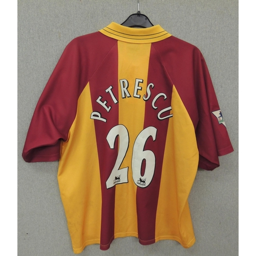 189 - Bradford City shirt Petrescu no.26 on the back - size XL