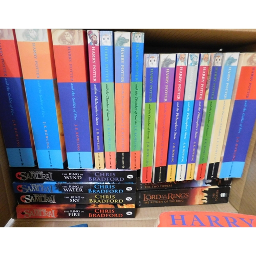 262 - Collection of Harry Potter books, Lord of the Rings and Young Samurai - some early editions