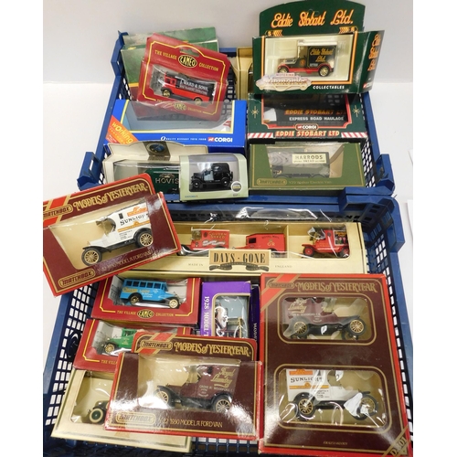 299 - Two trays of boxed diecast vehicles