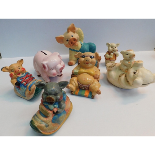 406 - Mixed piggy banks and figurines