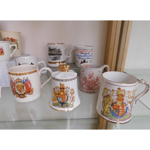 473 - Collection of vintage and antique Royal Commemorative items