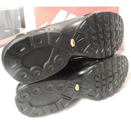 502 - UK 8 Nike TN Air Trainers