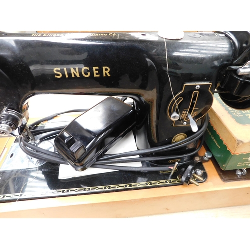 103 - Vintage Singer sewing machine - unchecked