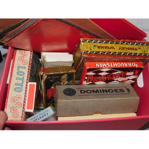 60 - Tray of vintage card games etc.