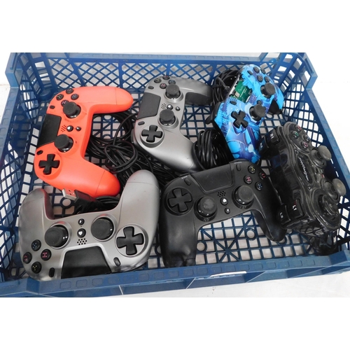 87 - Six game controllers - unchecked
