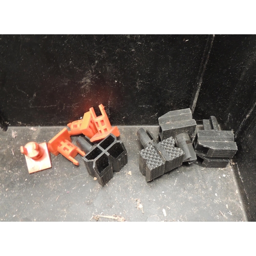 31 - Black & Decker Workmate - with combined toolbox