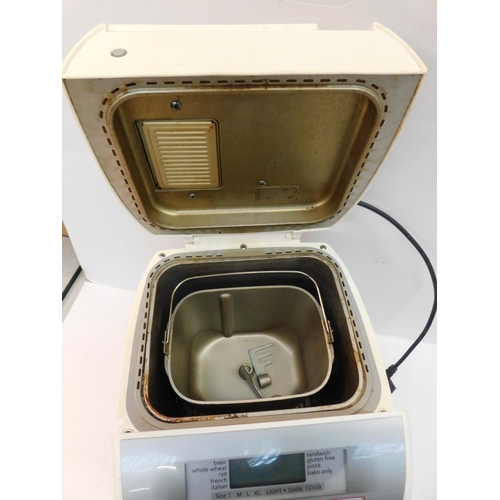 32 - Panasonic Bread Maker in working order with instructions...