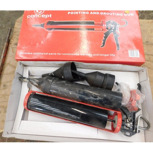 32 - Concept pointing and grouting gun...