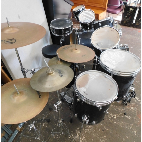 54 - Mapex double bass drum kit with Hi-Hat, ride splash 8