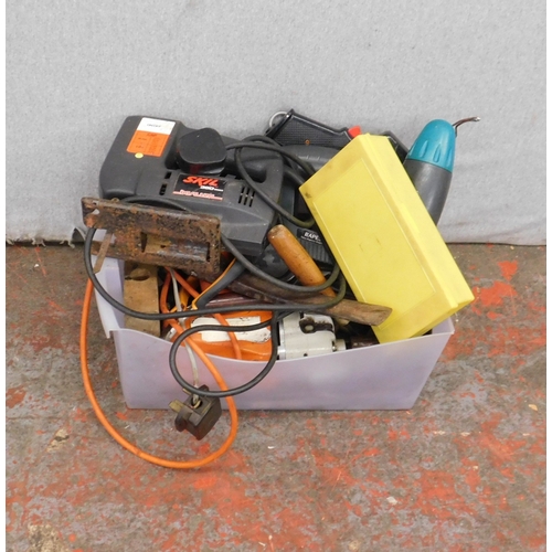 9 - Box of mixed tools...