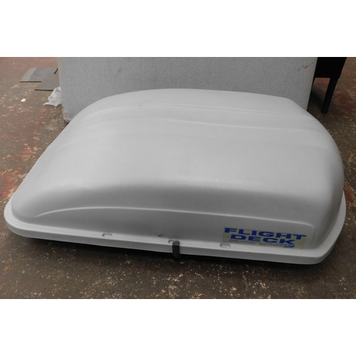 50 - Flight deck roof box