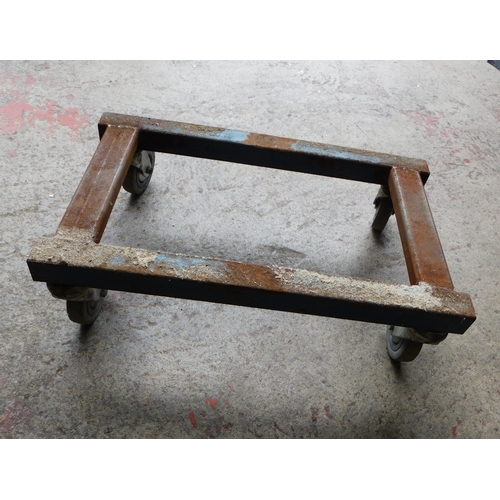 Lot 28        