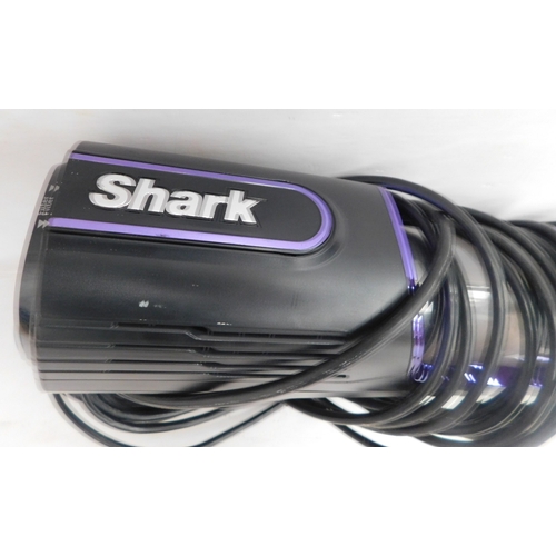18 - Handheld Shark vacuum W/O